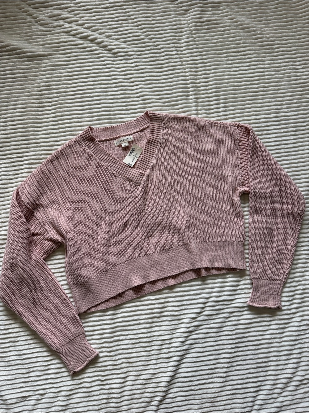 Aeropostale Dusty Pink Woven V-Neck Cropped Sweater NWT medium